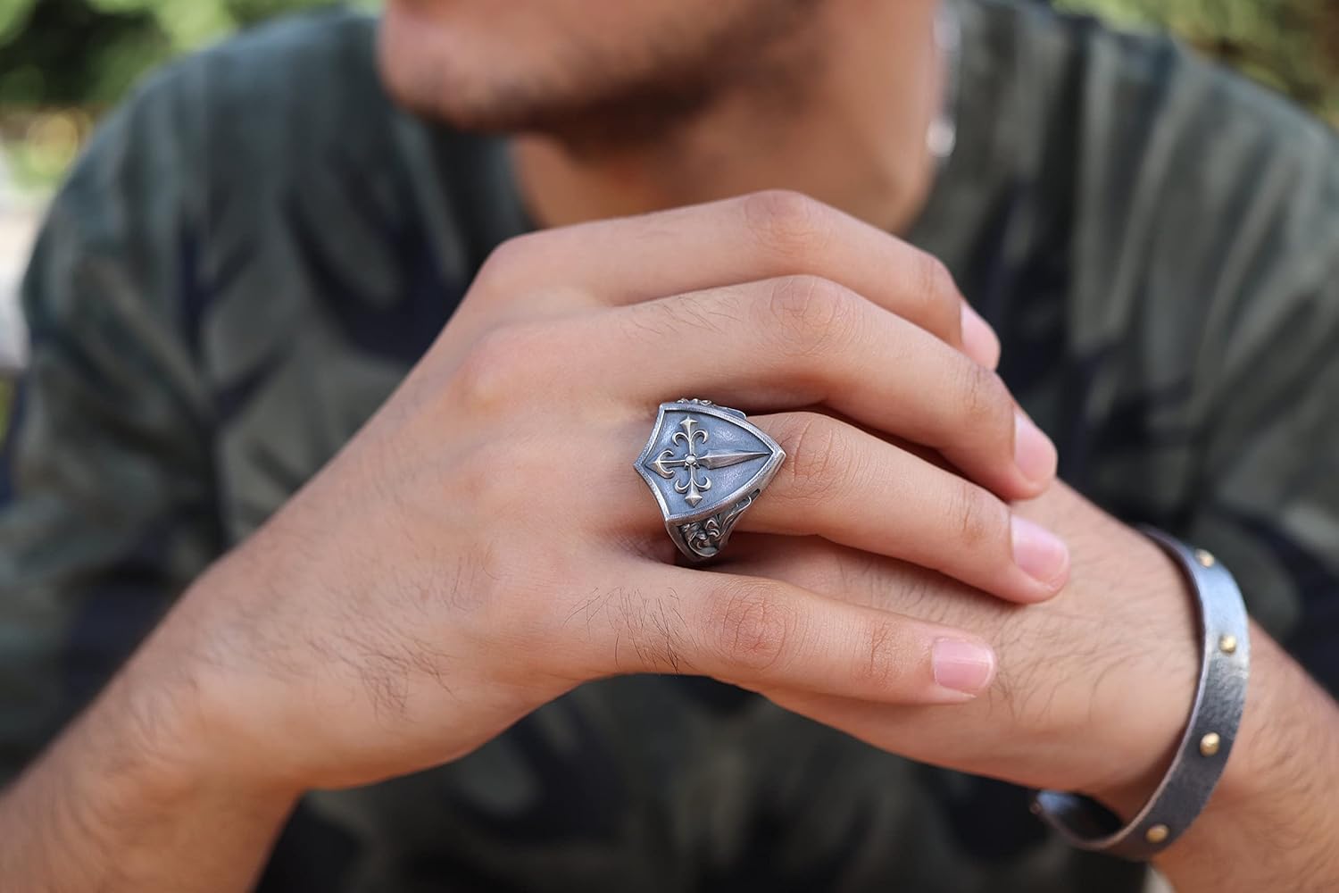 Santiago Cross Orden Signet Ring, 925K Silver Custom Christian Ring, 0.037-0.041 lbs, 0,98 x 0,78 Inch, Fleur De Lis Heraldic Wedding Band, Promise Ring, Cross Amulet Ring